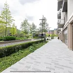 Luxury Modern 2Bd 2Ba White City Living Apartment