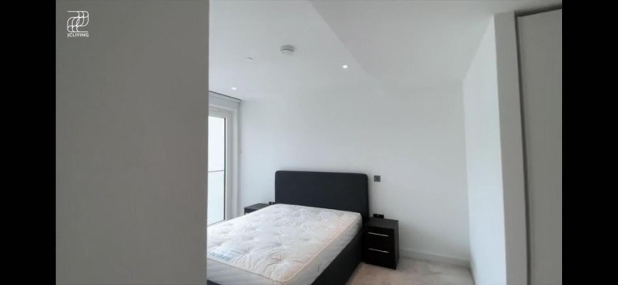 Apartment Luxury Modern 2bd 2ba White City Living